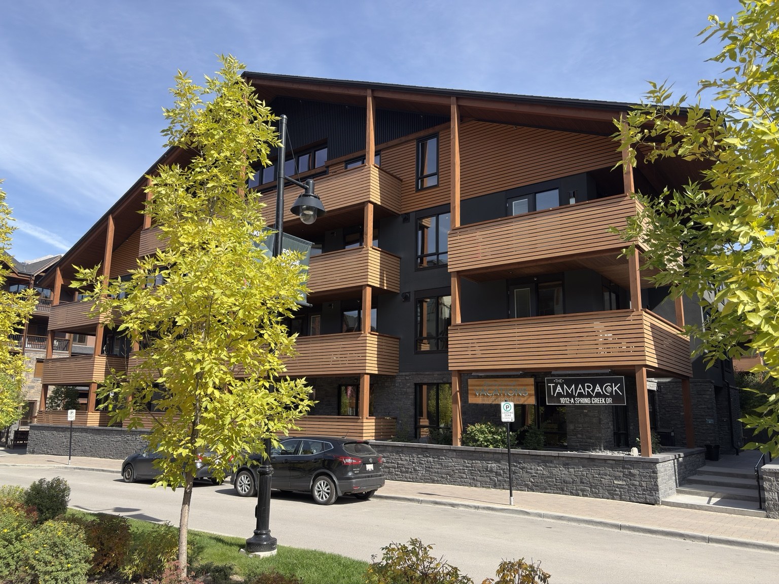 BergTraum building in Canmore